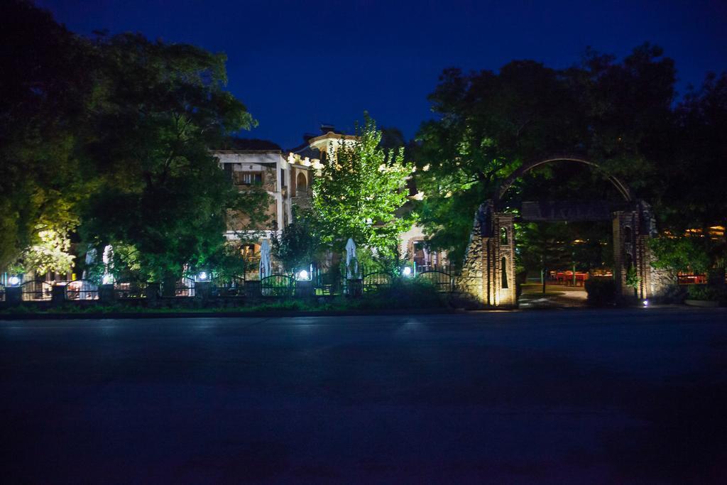 Hotel Livia Ксамил Экстерьер фото