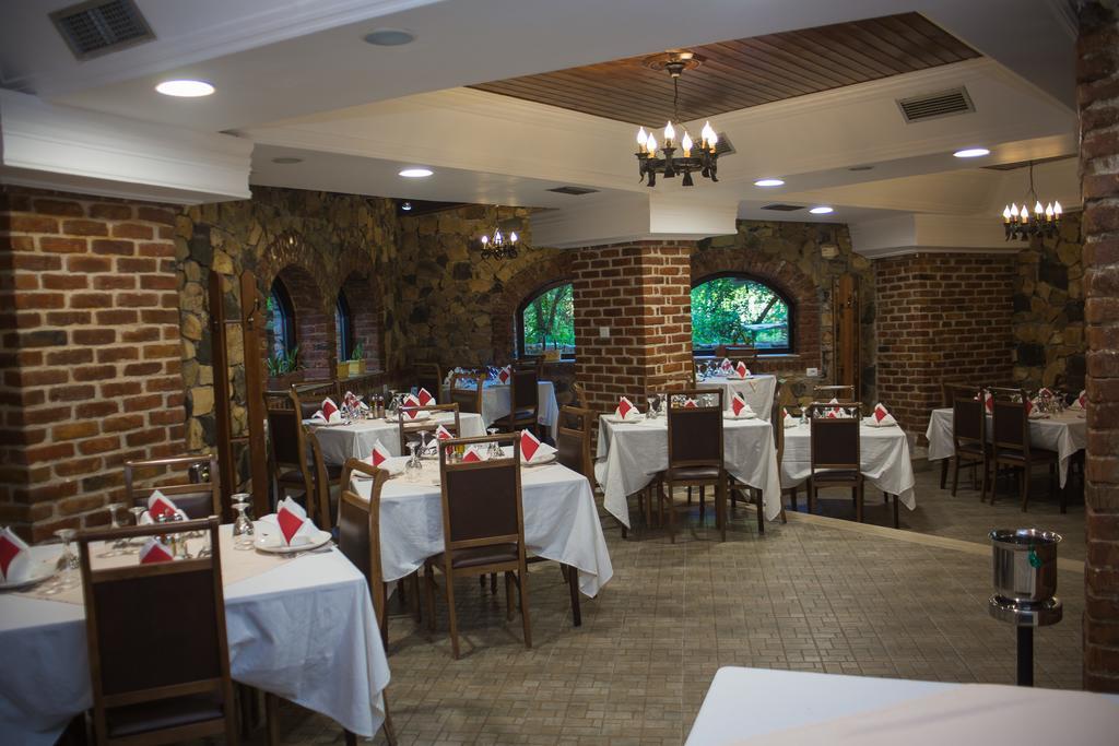 Hotel Livia Ксамил Экстерьер фото