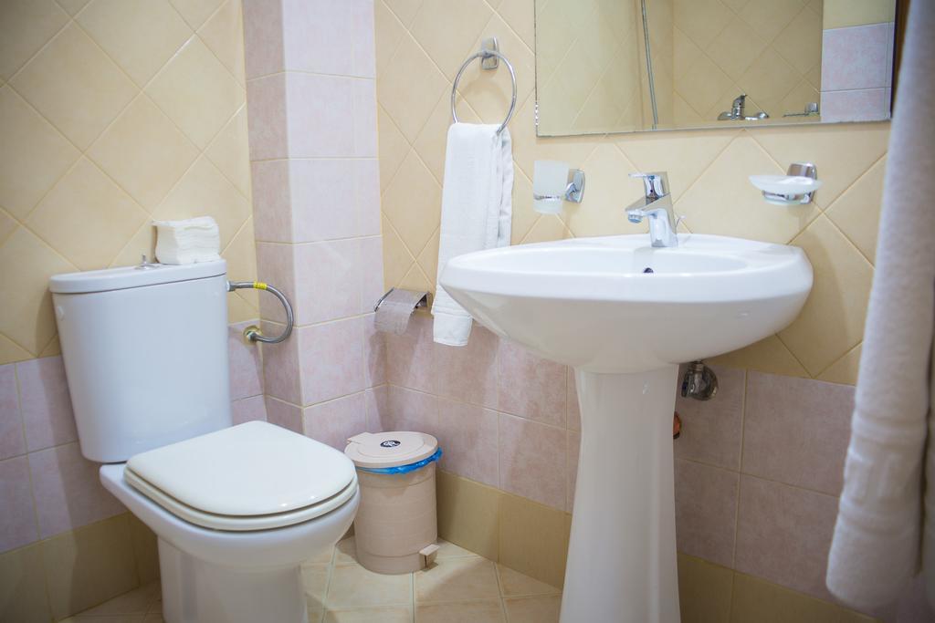 Hotel Livia Ксамил Номер фото